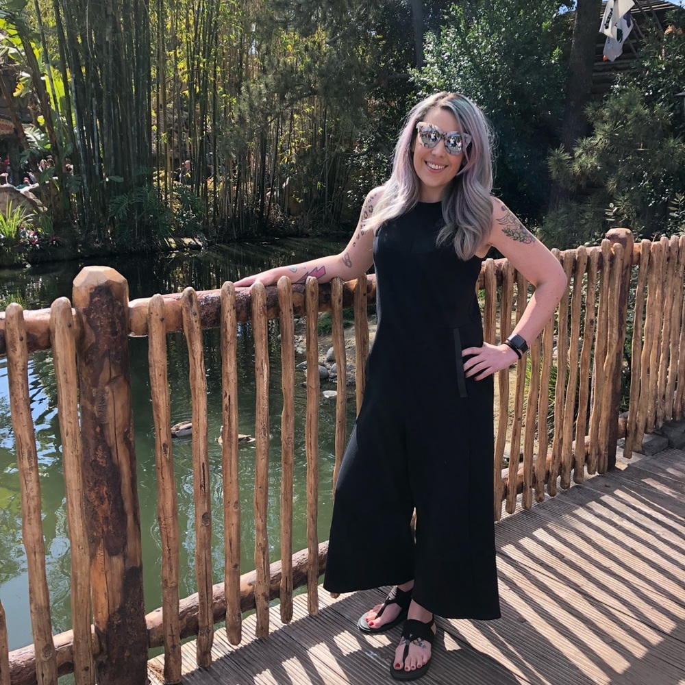 Comment Here So I Can Share Your Closet!